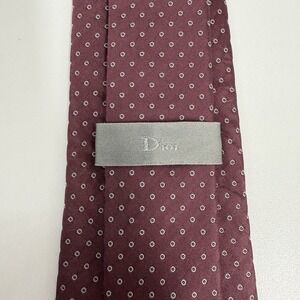 Christian Dior Mens Recent Tie Mauve Polka Dot 100% Silk 3.25" (W) x 58" (L) euc